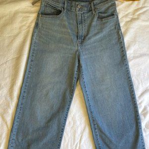 Cute, comfy wide leg Levis.